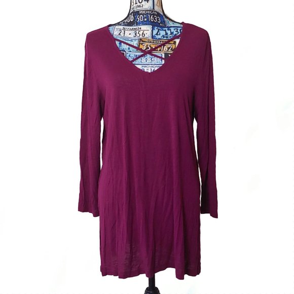 Old Navy Cross Necked Magenta Tunic with Slits - Picture 2 of 9
